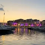 Ξενοδοχείο με διαμερίσματα Samare & Μπισέλιε